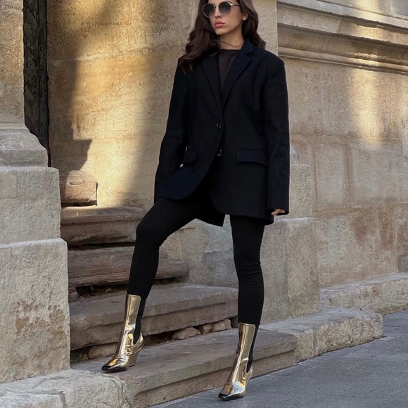 $1,650 Prada Gold Metallic Brushed Calf Leather Chelsea Boots Sz 38 AUTHENTIC😍 - Picture 15 of 17